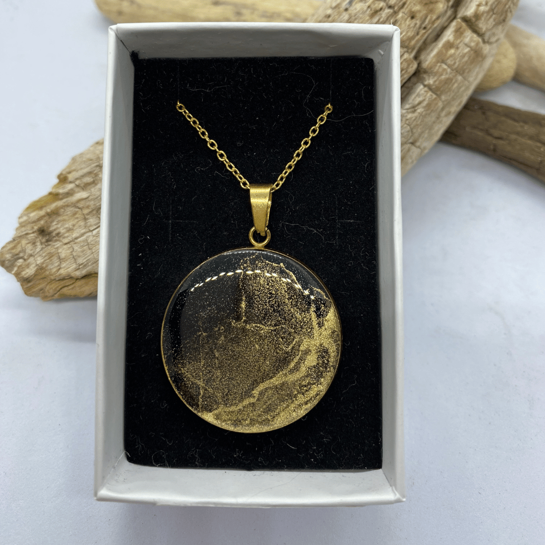 Pakabukas ant kaklo „Prabanga“